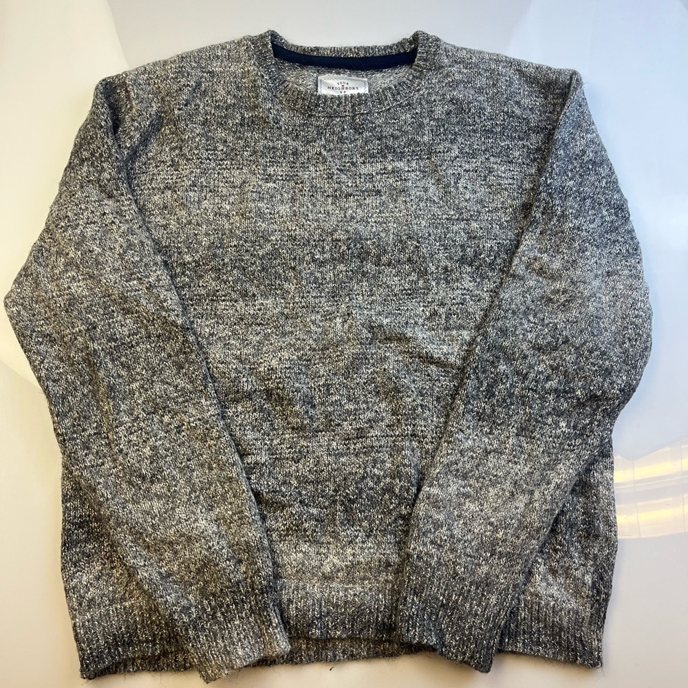Your Neighbors crew neck knit sweater r78-5